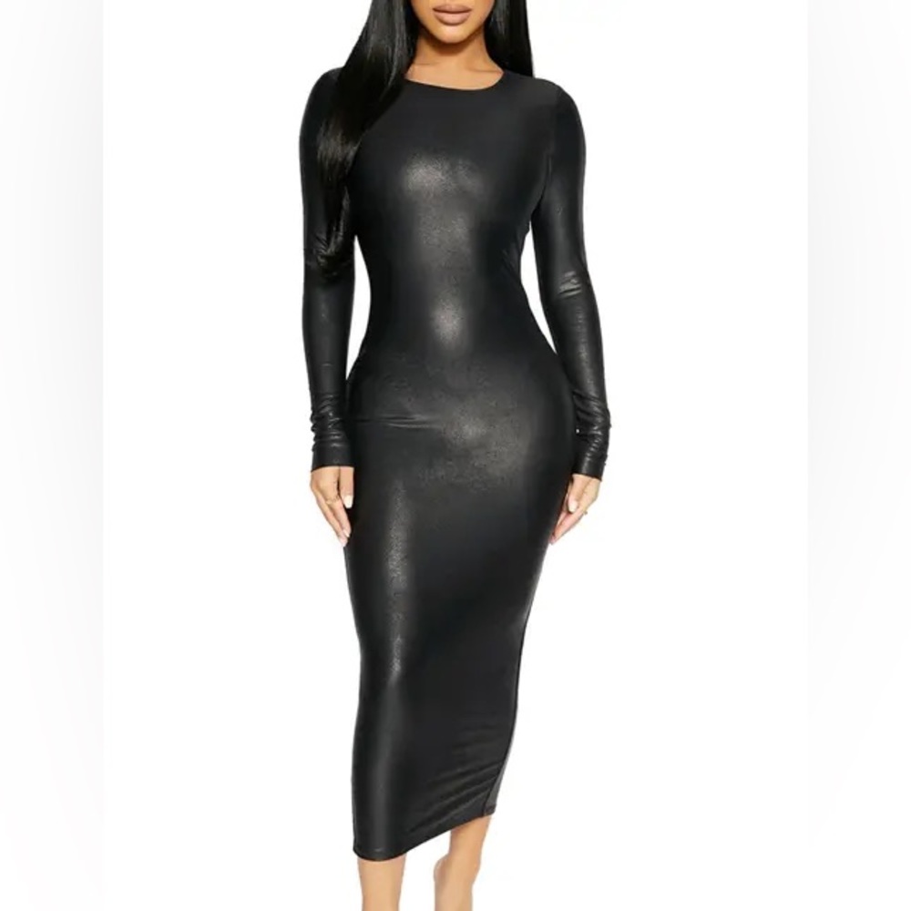 naked wardrobe au faux dress